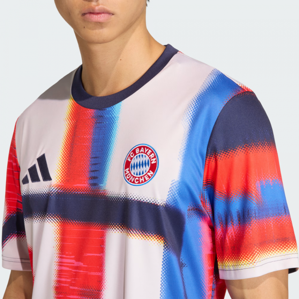adidas BAYERN MÜNCHEN サッカーシャツ adidas FC Bayern Munich 2025/26 Men's Prematch Jersey